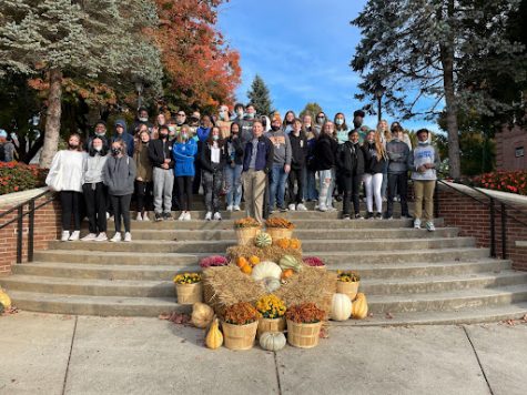 AVID students gather on the steps of Carson-Newman University after a campus tour.