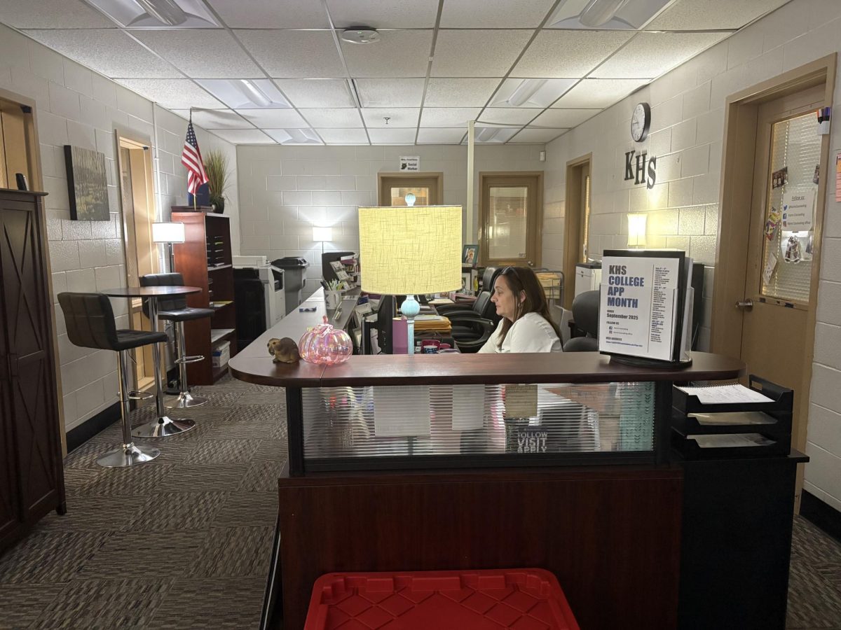Guidance Administrative Assistant Alison Morris works to schedule appointments from the Guidance Office. 