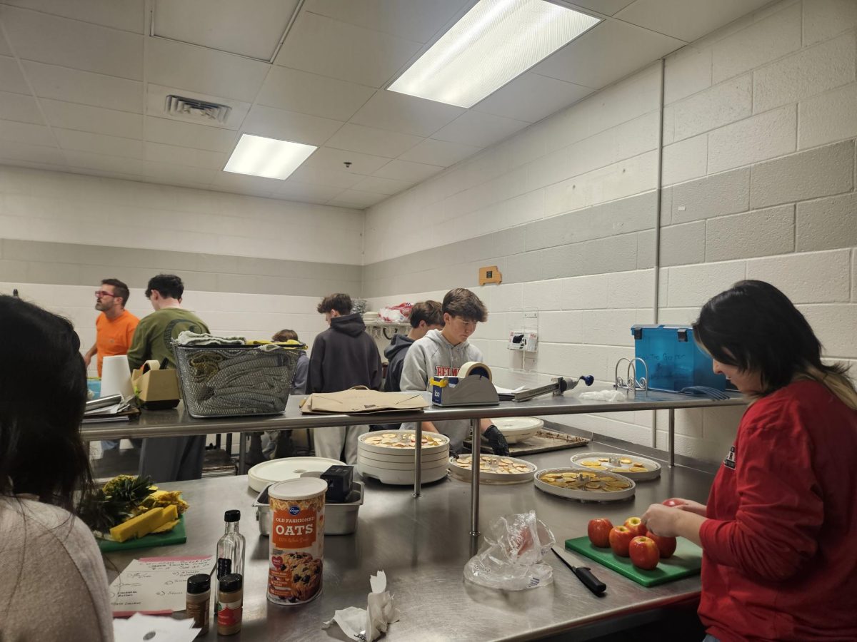 Mr. Neb's Culinary Arts students put the finishing touches on their Thanksgiving treats. 